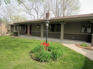 1300 Timberline Dr, West Bend, WI 53095