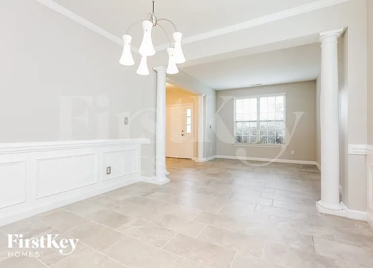 63 Sugarfield Ln — Photo 4