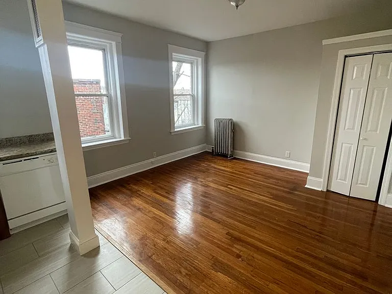 11933 Commonwealth Ave #23 — Photo 6