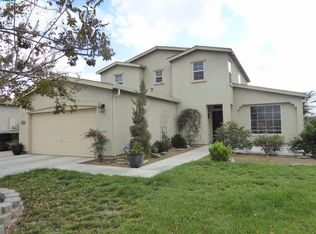 1862 S San Antonio Ave, Dinuba, CA 93618