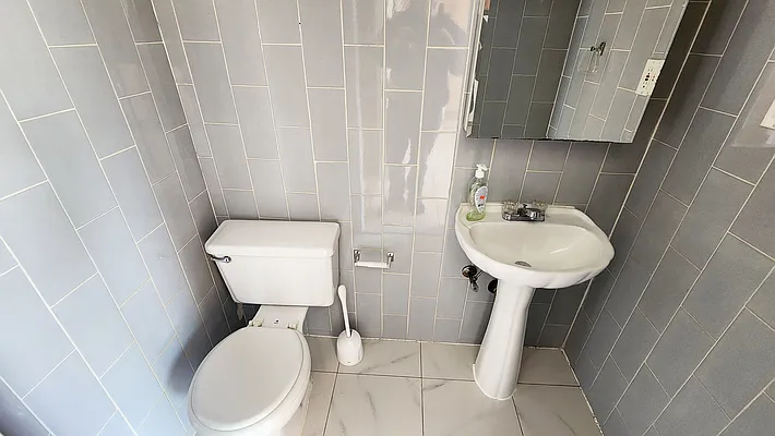 Rented by Ideal Properties Group | media 7