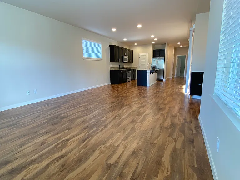 12103 SE 292nd Way — Photo 6