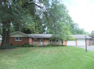 43 Carnation Dr, Belleville, IL 62221