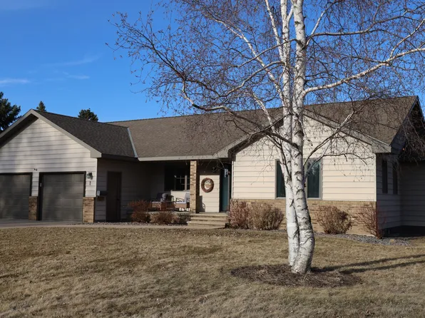 1 1st Ave, Morris, MN 56267
