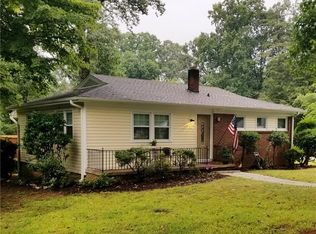 111 Forestdale Dr, Jamestown, NC 27282