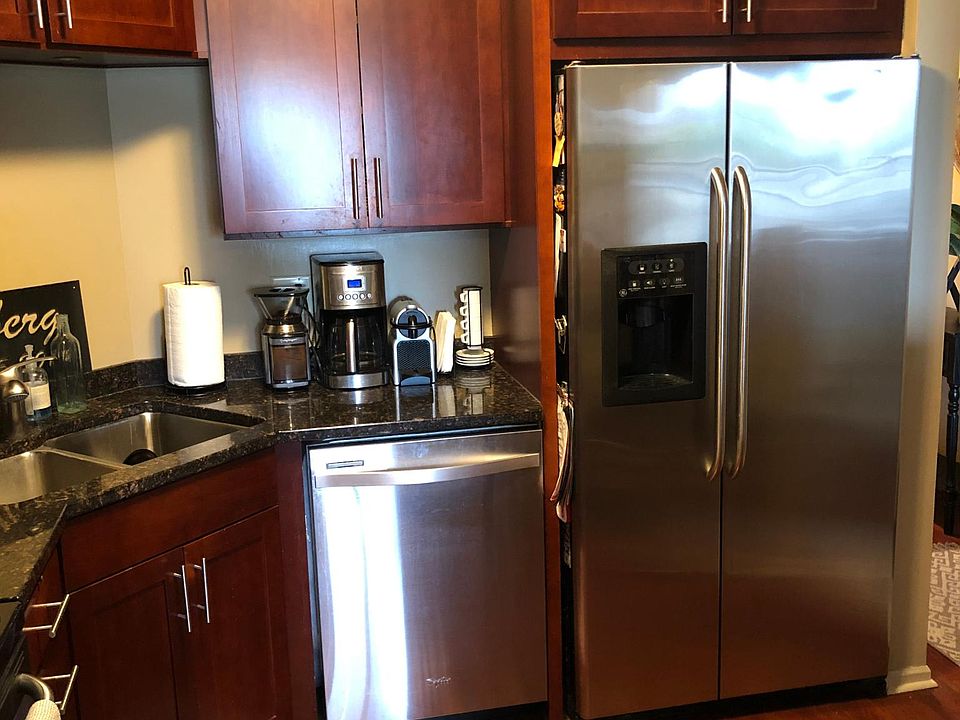1st image of 401 S 1st St Unit 713