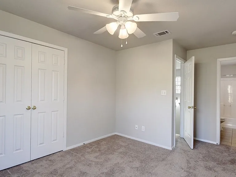 2206 Pennsylvania Ave #A-B — Photo 17