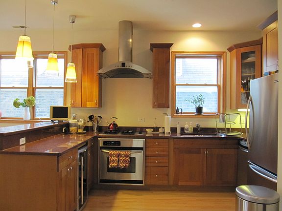 4th image of 1519 N Bosworth Ave APT 2