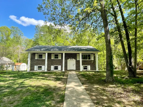 9505 Eastern View Trl, Fredericksburg, VA 22408