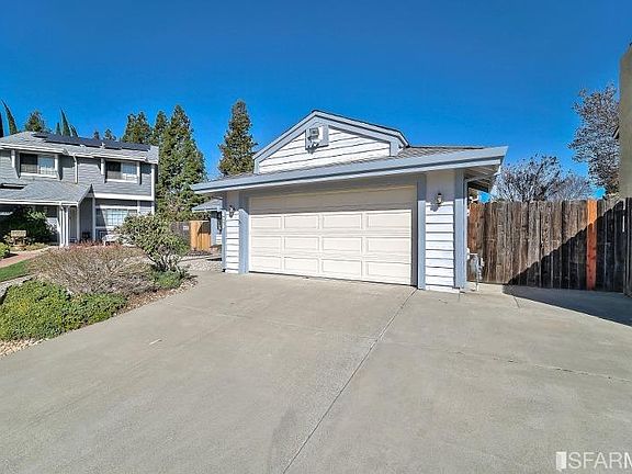 2nd image of 425 Tara Ct
