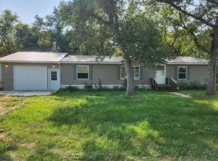 46467 183rd St, Castlewood, SD 57223