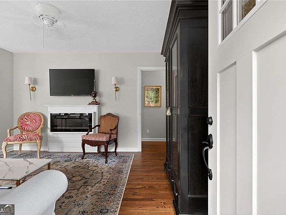 5th image of 558 Boyds Dr SE