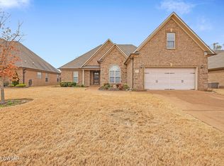 33 Plymouth Cv, Jackson, TN 38305