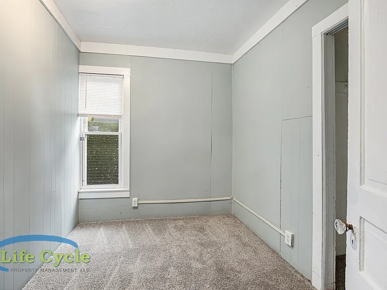 940 McReynolds Ave NW #2 — Photo 13