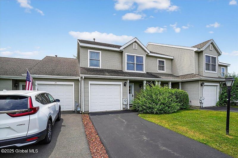 4th image of 35 Justine Court