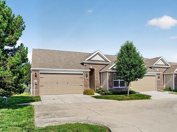 2nd image of 16152 Lakeville Xing