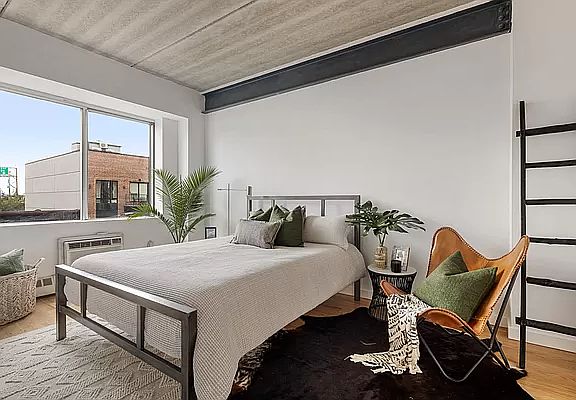 5th image of 529 Court St APT 402