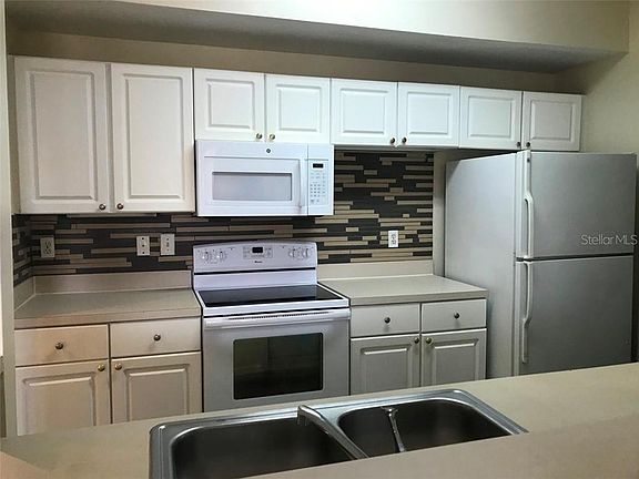 5th image of 5536 Metrowest Blvd APT 204