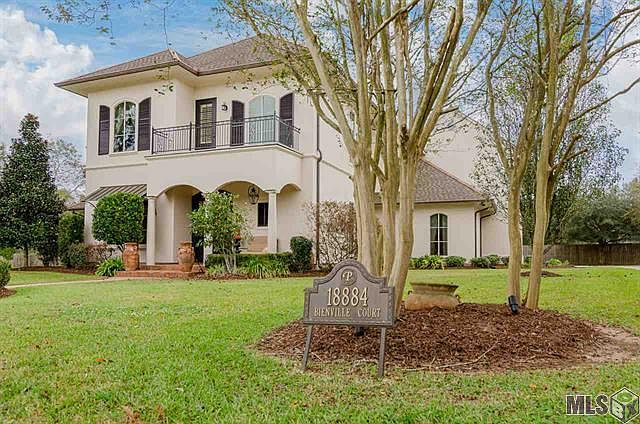 1st image of 18884 Bienville Ct