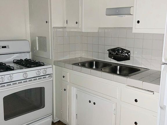 5th image of 11308 Joffre St APT 7
