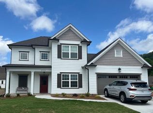 2725 Blue Skies Dr, Ooltewah, TN 37363