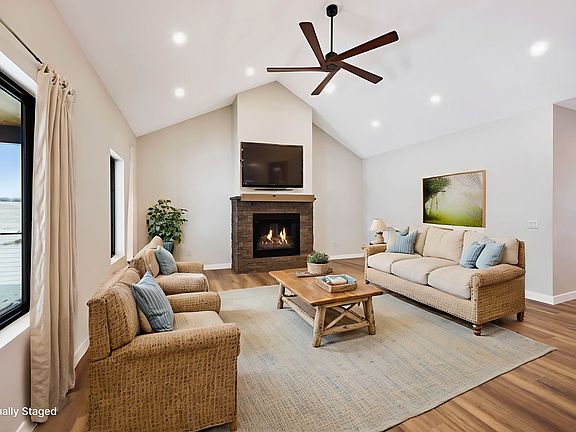 4th image of N5038 Meadowlark Cir