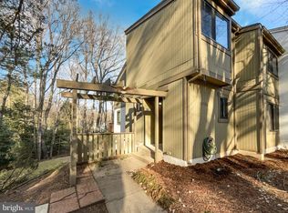 11736 Decade Ct, Reston, VA 20191