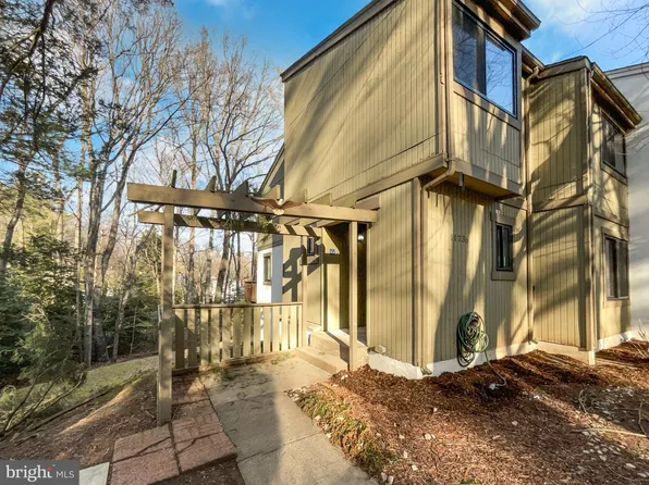 11736 Decade Ct, Reston, VA 20191