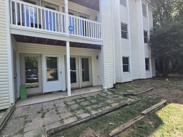 2332 W Vandalia Rd, Greensboro, NC