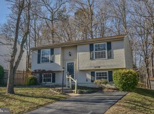 8316 White Star Ct, Springfield, VA 22153