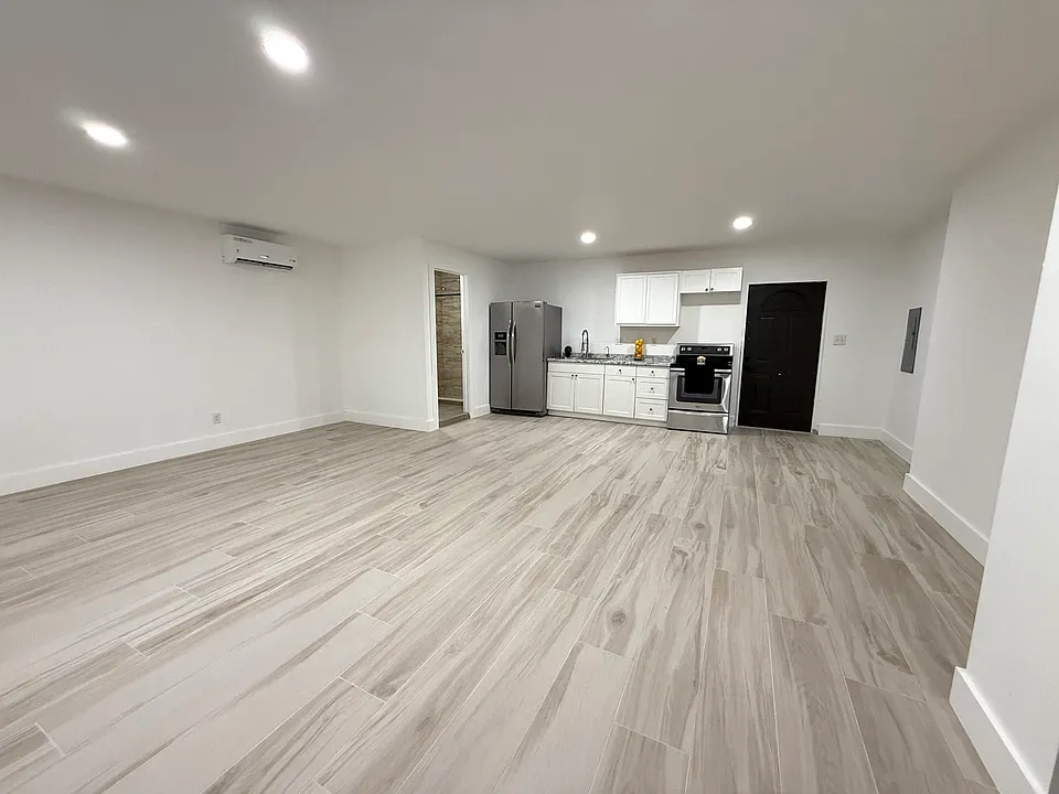 SW 193rd Ct