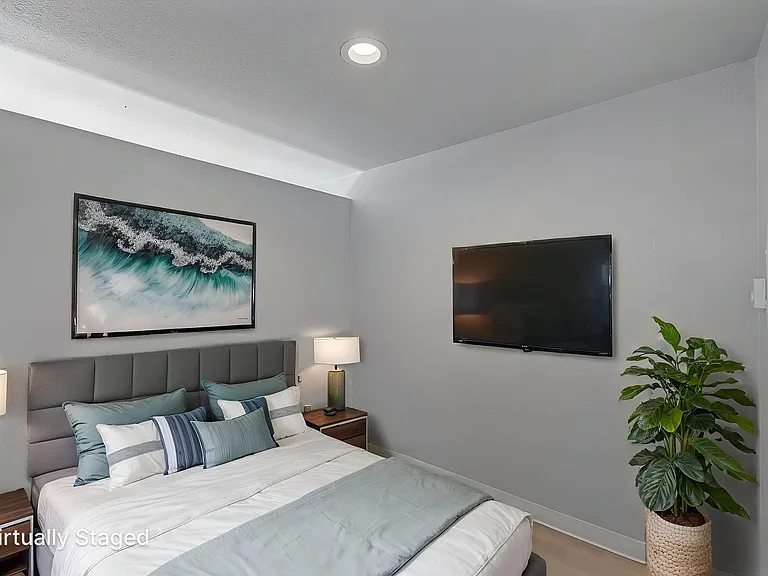Highline Villas - Renovated 1-Bedroom Apartment | Steps from Downtown Burien — Photo 40