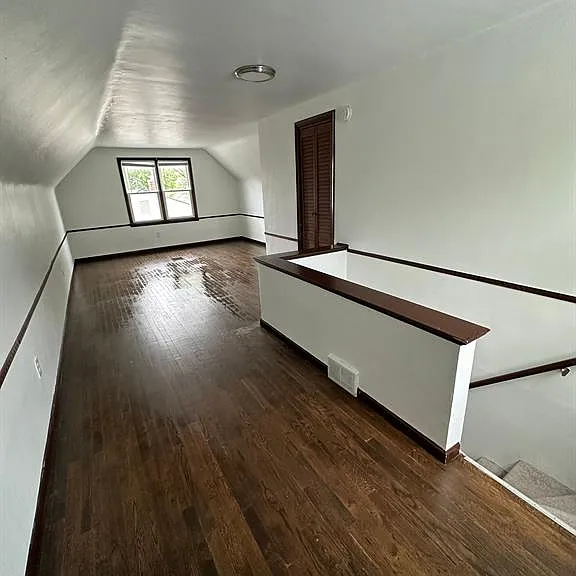 1829 Academy St — Photo 3
