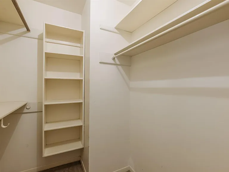 514 Shady Dale Dr — Photo 33