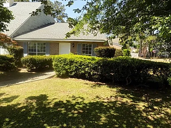 14 E Chadwick Cir, Dothan, AL 36305