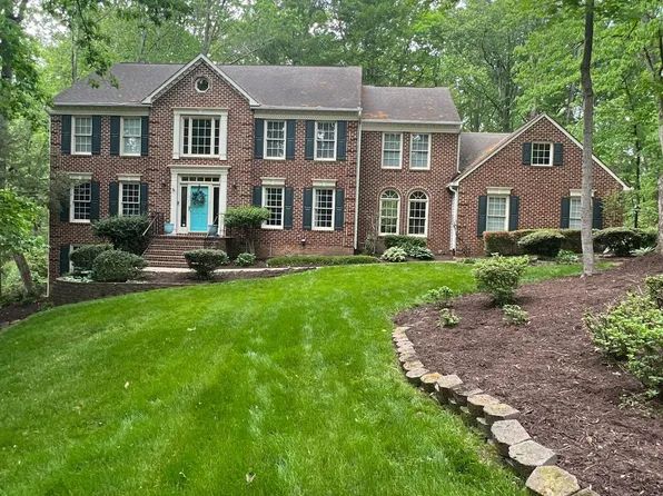 6870 Lodgepole Ct, Manassas, VA 20111