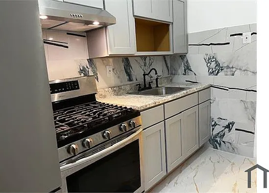 165 Legion St #2 — Photo 8