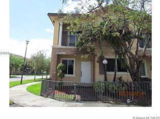 11262 SW 230th Ter, Miami, FL 33170