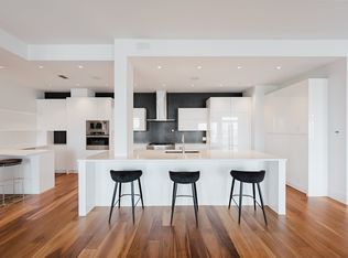 2100 Avenue Terry Fld #606, Laval, QC H7T3B8