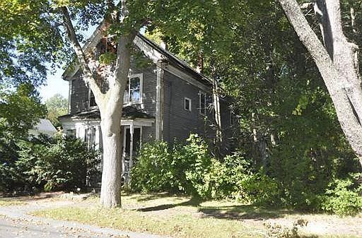 2nd image of 30 Weston St