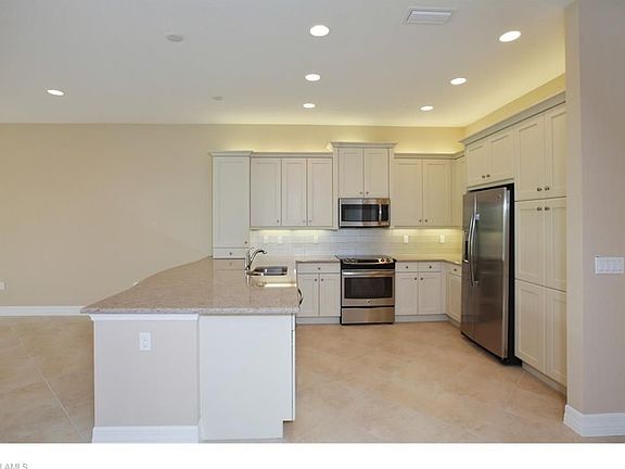 4th image of 13624 Mandarin Cir