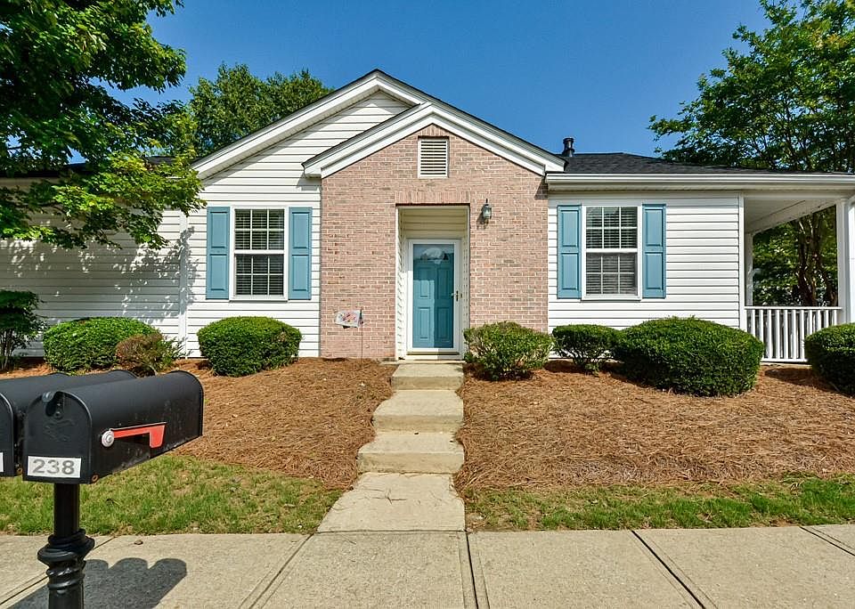 1st image of 238 Hiawassee Dr