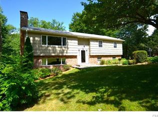 18 Lower Lake Rd, Danbury, CT 06811