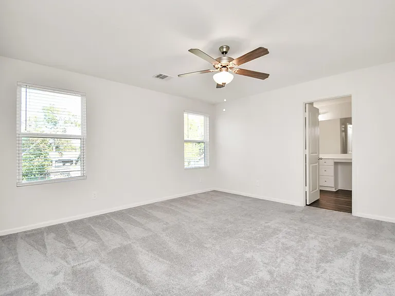 7802 Hightree Dr — Photo 24