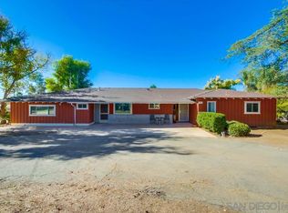 646 E El Rancho Dr, El Cajon, CA 92019