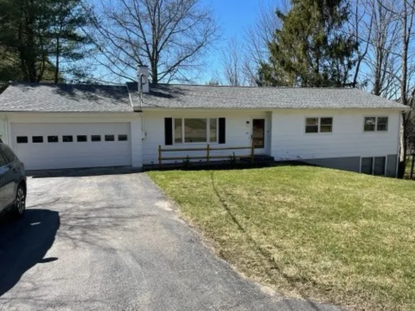 40 Pine Hill Dr, Alfred, NY 14802