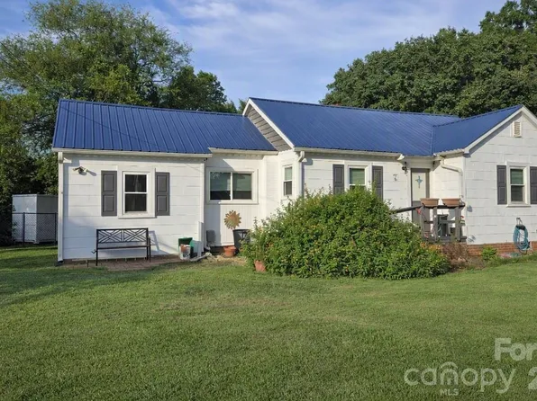 71 Highland Ave SW, Concord, NC 28027
