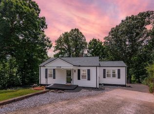 1229 Stratford Rd, Lynchburg, VA 24502