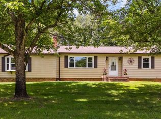 620 Cable St, Thomasville, NC 27360