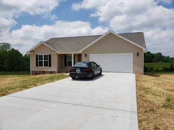 503 Holladay Rd, Cookeville, TN 38501